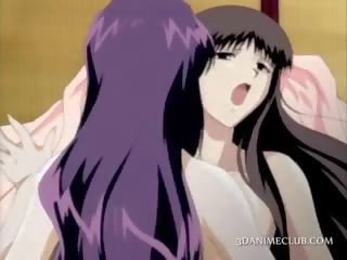 Anime lezbike të dashuruar shuplaka dhe stimulim me gisht e lagur pidh