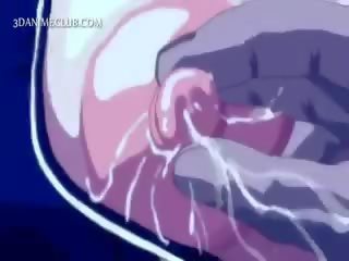 Tiga seksi untuk trot kancing hubungan intim sebuah manis animasi di bawah air