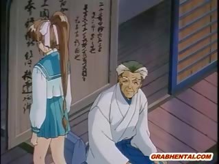 Giapponese hentai ragazza beccato e difficile attizzava da vecchio pervertito gu